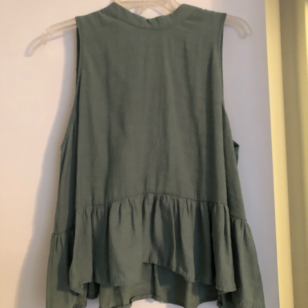 Halter top with bow
